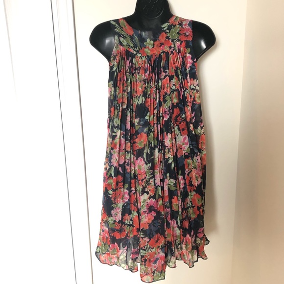 Others Follow Sheer Pleated Dress size XS - Picture 3 of 6